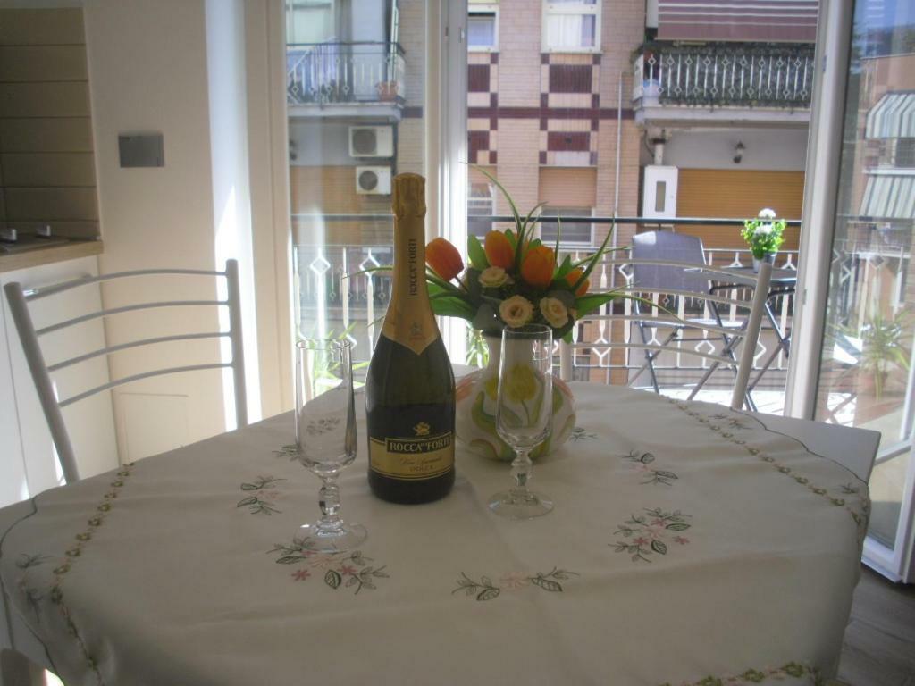 Lovely Little Apartment In Via Aurelia Rom Exterior foto